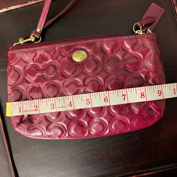 Coach fucschia patent wristlet, 9 x 5.5 in. - Picture 12 of 16